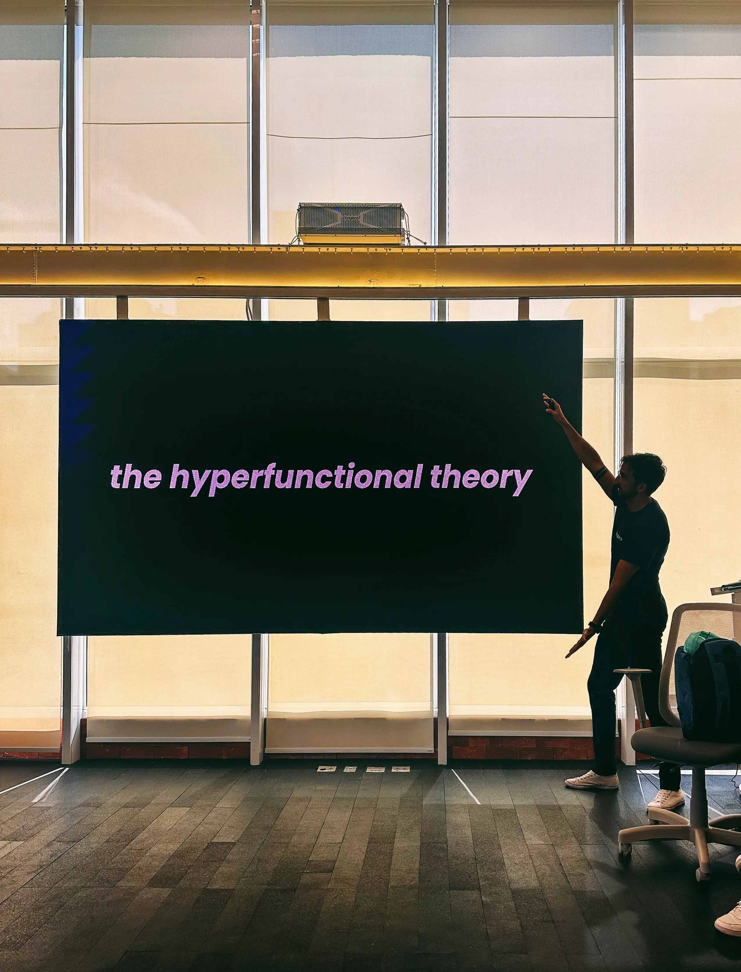 hyperfuncional